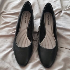 Easy Street Kitten Heels